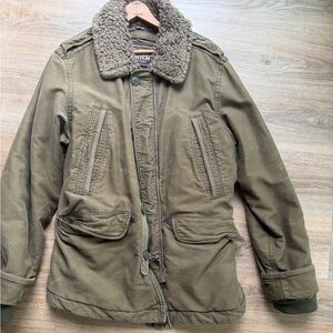 Abercrombie & Fitch Men’s B9 Military Coat